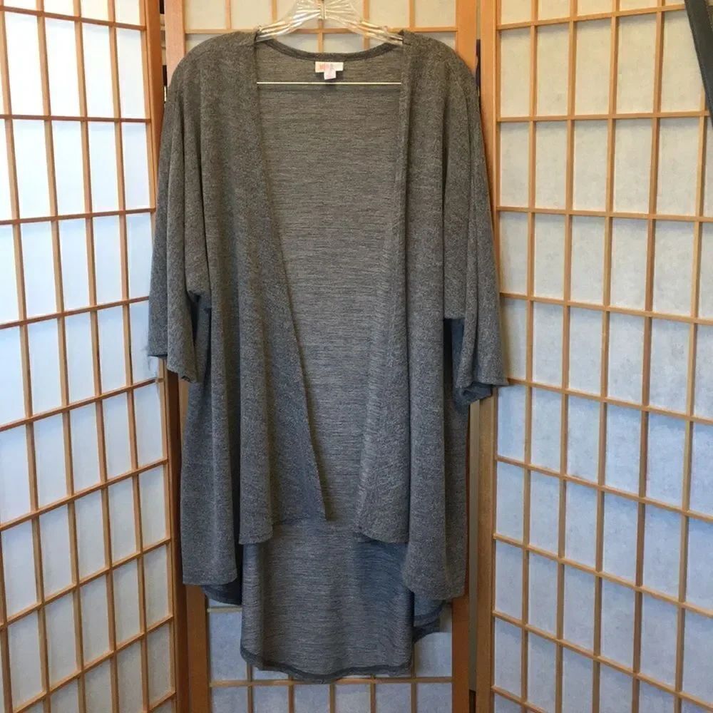 3/$20 LyLaRoe  butterfly cardigan